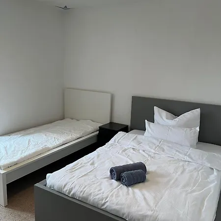 Tolle & Geraeumige In Falkenberg Apartamento