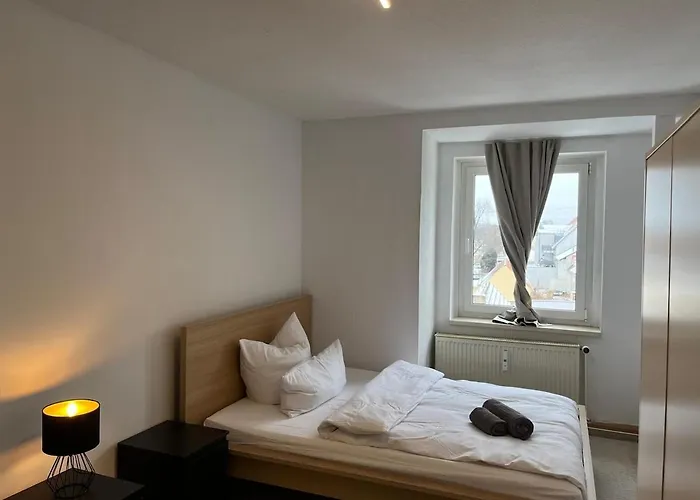 Tolle & Geraeumige In Falkenberg Apartment *